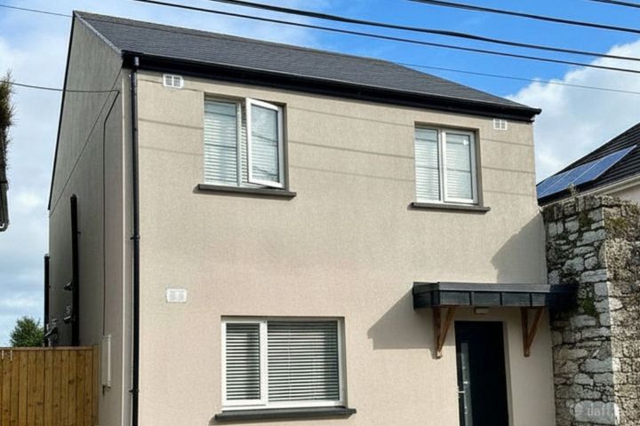 Cross Street, Loughrea, Co. Galway, H62WT22