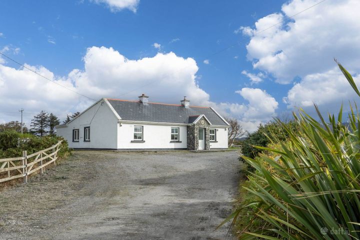 Emlaghmore, Ballyconneely, Clifden, Co. Galway, H71TD61