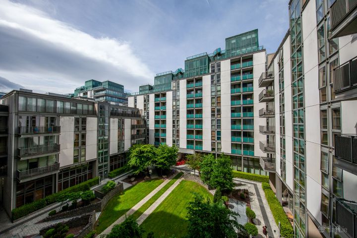 Apartment 26, Pakenham House, Spencer Dock, IFSC, Dublin 1, D01W422