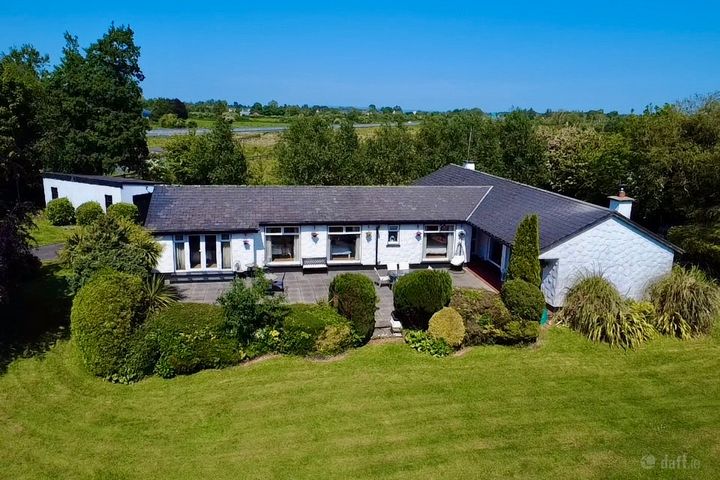Shintilla, Milebush, Castlebar, Co. Mayo, F23PC44