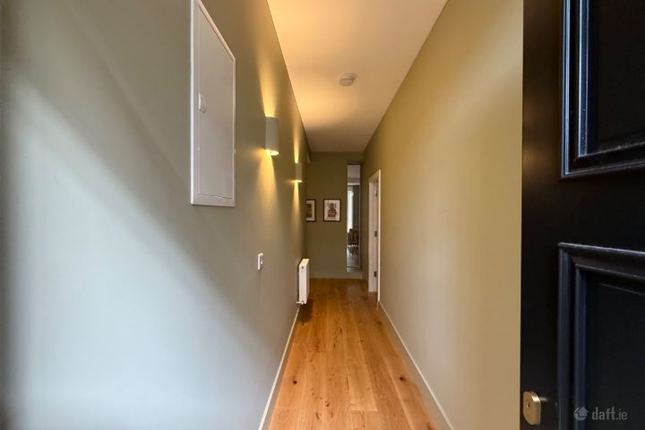 Basement Apt, 64 O'Connell Street, Limerick City Centre, Co. Limerick