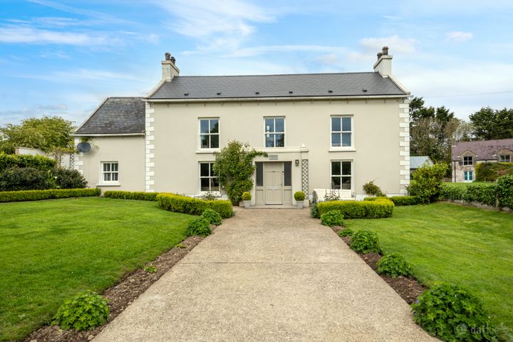 Earlswood House, Saltmills, Fethard-On Sea, New Ross, Co Wexford, Y34T268