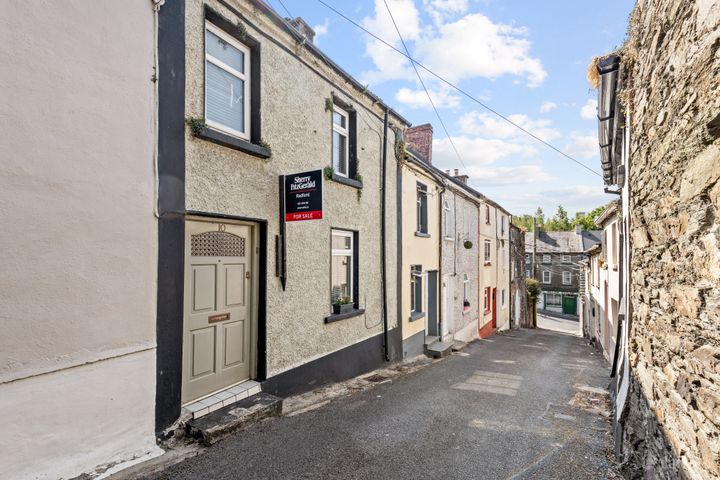 10 Chapel Lane, New Ross, Co. Wexford, Y34WA26