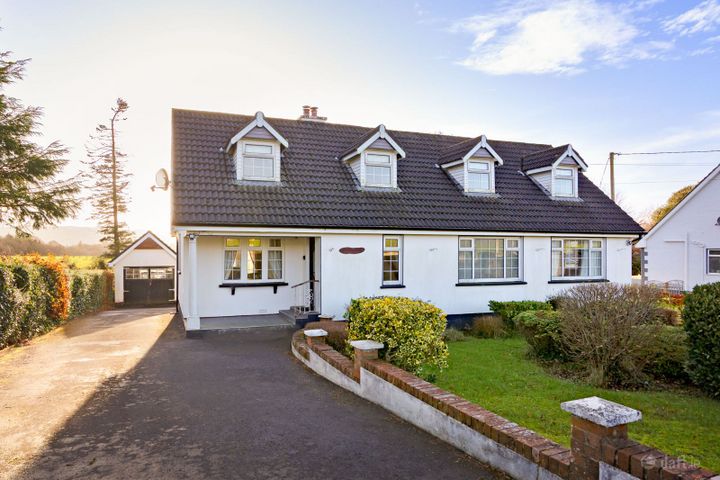 Sycamore Lodge, Hazelwood Road, Calry, Co. Sligo, F91RHR1