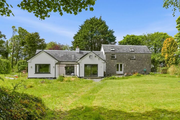 Cloonagh Lodge, Cloonagh, Charlestown, Co Sligo, F12P5W9