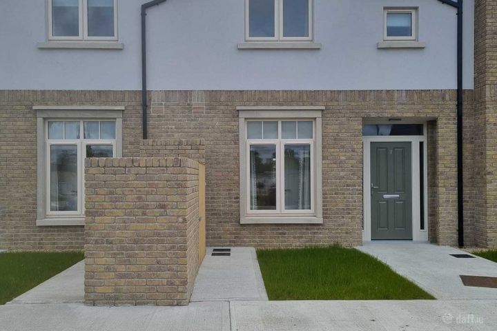 7 Louisa Crescent, Redwood, Tullamore, Co. Offaly