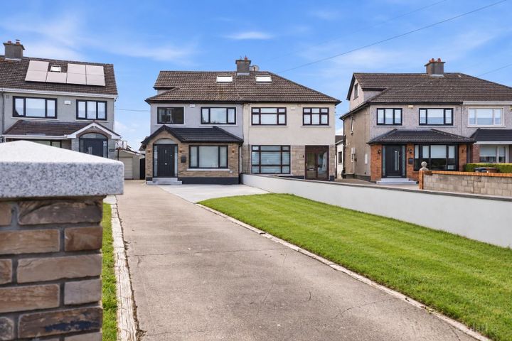 133 Riverside Park, Clonshaugh, Dublin 17, D17EN27