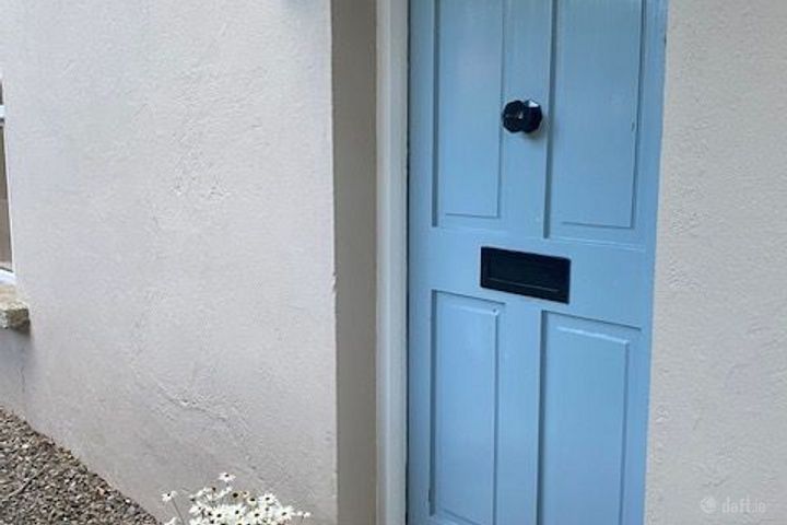 Apartment 15 , Roebuck Hall, The Palms, Dublin 14, Mount Merrion, Co. Dublin