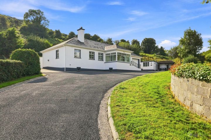 Castleview, Bunavie, Pallasgreen, Co. Limerick, V94W9E4