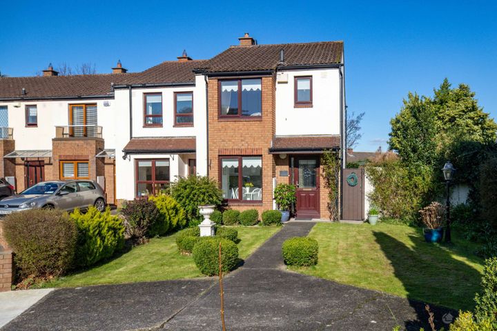15 Hazelbrook Court, Terenure, Dublin 6W, D6WXA36