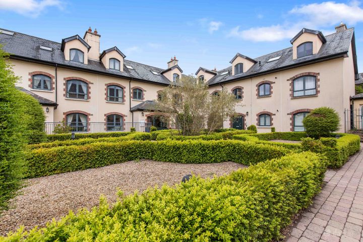 Apartment 8, Coach House Yard, Johnstown, Co. Kildare, W91FK66