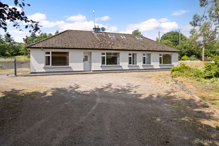 Templemary, Buttevant, Co. Cork, P51PC91