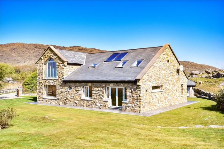 Whale Harbour Cottage, Ervallagh, Roundstone, Galway