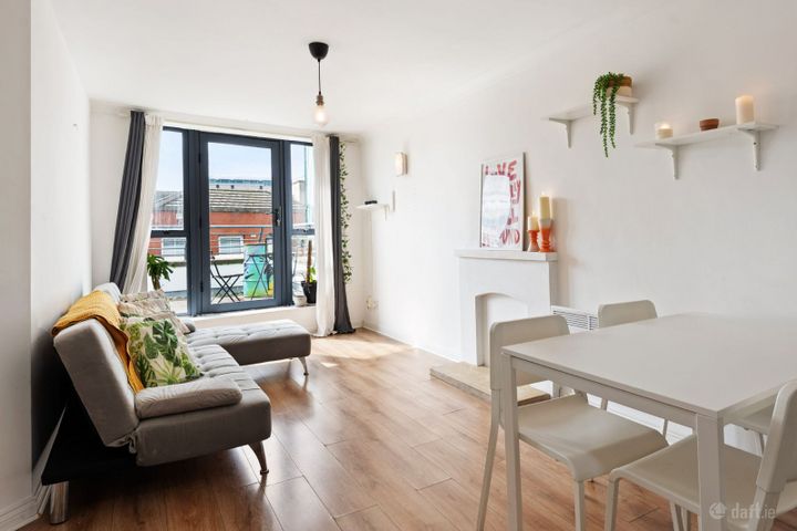 32 Liffey Walk, North Lotts, Dublin, D01A407
