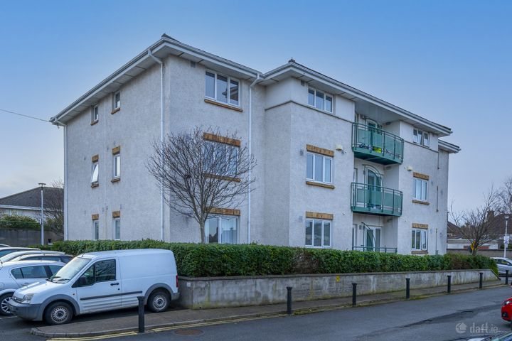 Apartment 13, Whitehall Square, Perrystown, Dublin 12