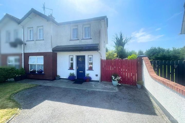 6 Springfield, Castlerea, Co. Roscommon, F45C665