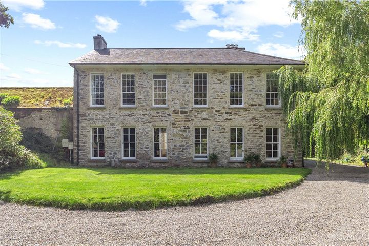 Apsley House, Killumney, Ovens, Cork