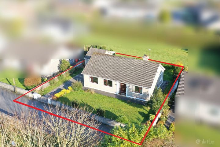 Sun Crest, John Morley Avenue, Knockroe, Castlerea, Co. Roscommon, F45NW84
