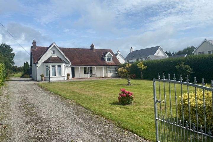 Clonmel Road, Cahir, Co. Tipperary