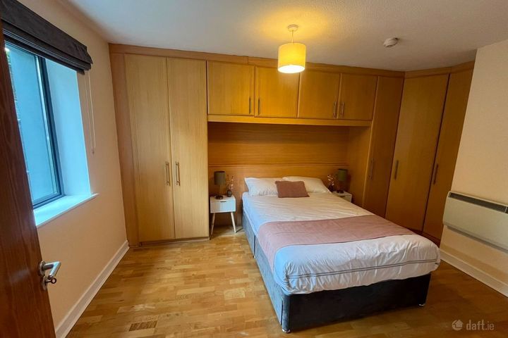 Parkgate Place, Kilmainham, Dublin 8