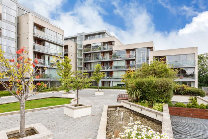 35 Turnstone, Thornwood Apts, Booterstown Ave, Dublin