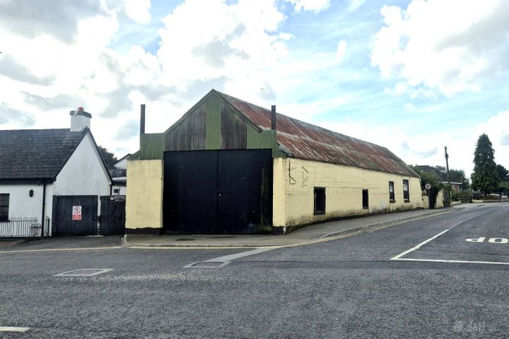 Main St./Athlone Rd. Junction, Kinnegad, Co. Westmeath