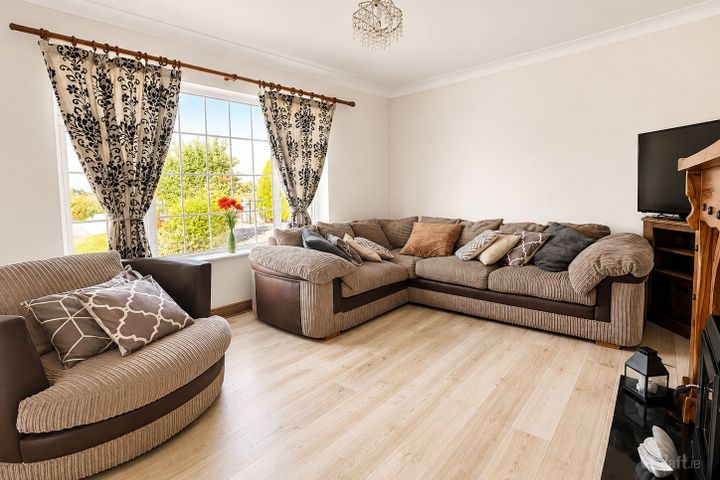 Esker, Glenamaddy, Co. Galway, F45DV24 - Tuilleadh