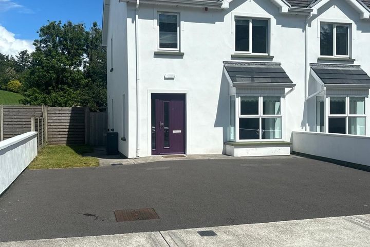 4 Úisce Dubh, Ballintra, Rossnowlagh, Co. Donegal, F94RXH5