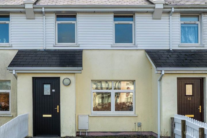 43 River Village, Monksland, Athlone, Co. Roscommon, N37F5A2
