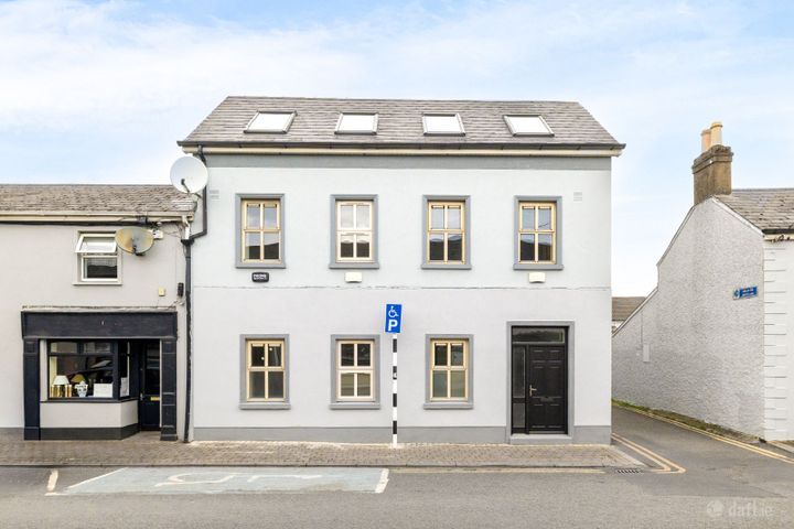 Apartment 2, Gleeson House, Eyre Street, Newbridge, Co. Kildare, W12PX88