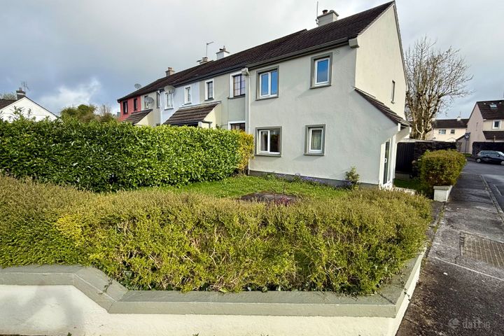 8 Aisling Drive, Upper Main Street, Ballyhaunis, Co. Mayo, F35FE44