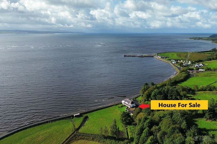 Shore Cottage, Hall Demesne, Mountcharles, Co. Donegal, F94C2H4