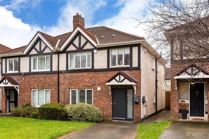 83 Fosterbrook, Stillorgan Rd, Mount Merrion, Dublin