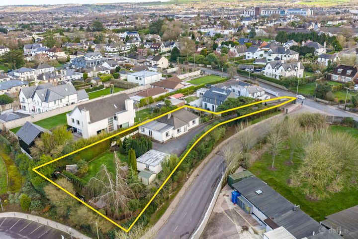 Hilltop, Model Farm Road, Cork, T12VHC2