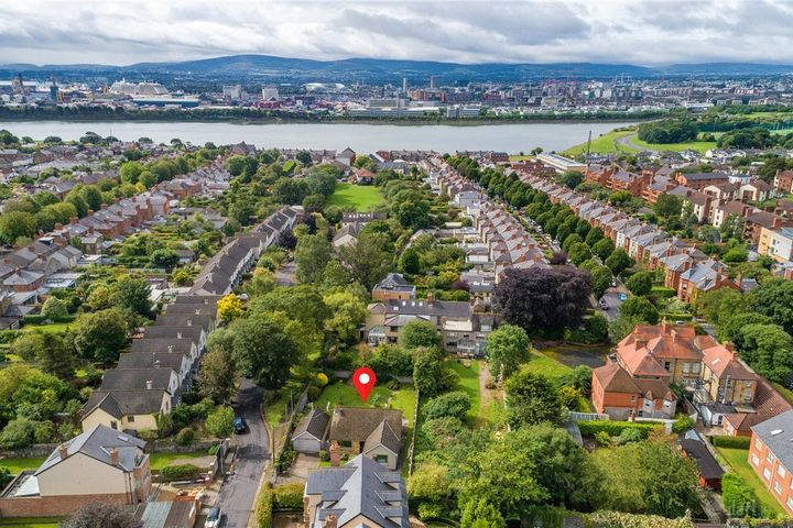 2 Lawrence Grove, Clontarf, Dublin 3, Dublin 3, Dublin