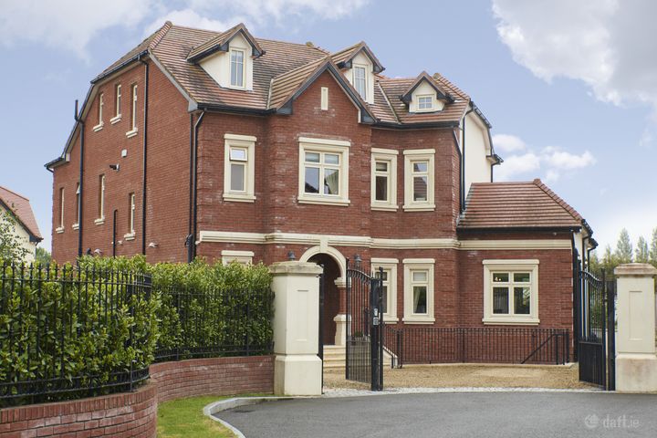 10 Streamstown Wood, Streamstown Lane, Malahide, Dublin