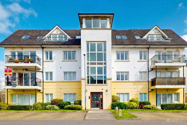 Apartment 14, Delhurst Close, Ongar, Dublin 15, D15TF44