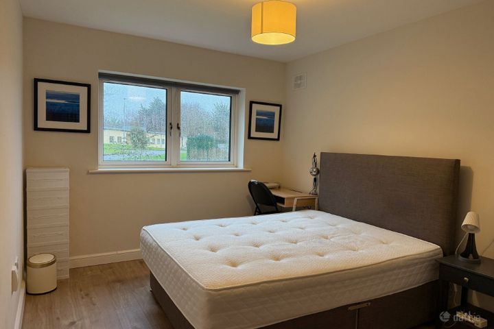 Lucan, Co. Dublin, Palmerstown, Dublin 20