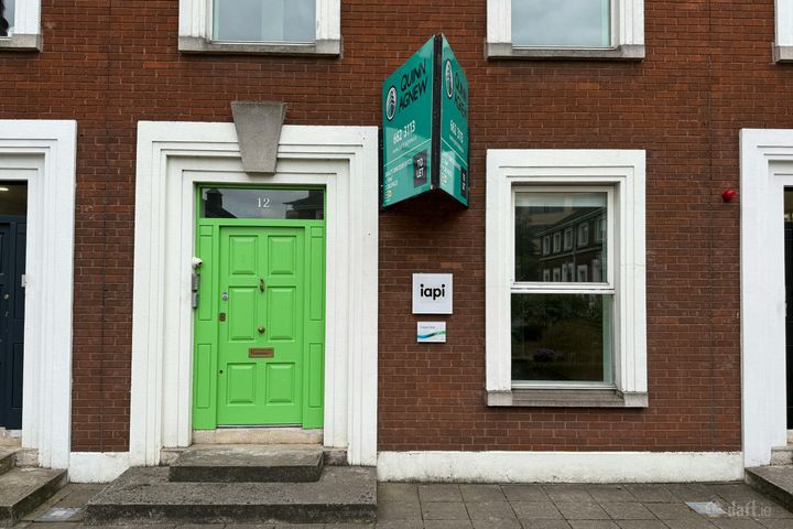 12 Clanwilliam Square, Grand Canal Quay, Dublin 2