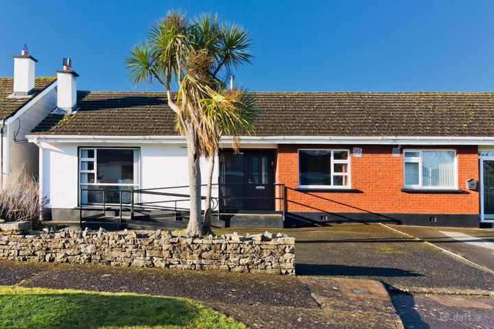 Camelot, 19 Knocklyon Grove, Knocklyon, Dublin 16, D16PD80