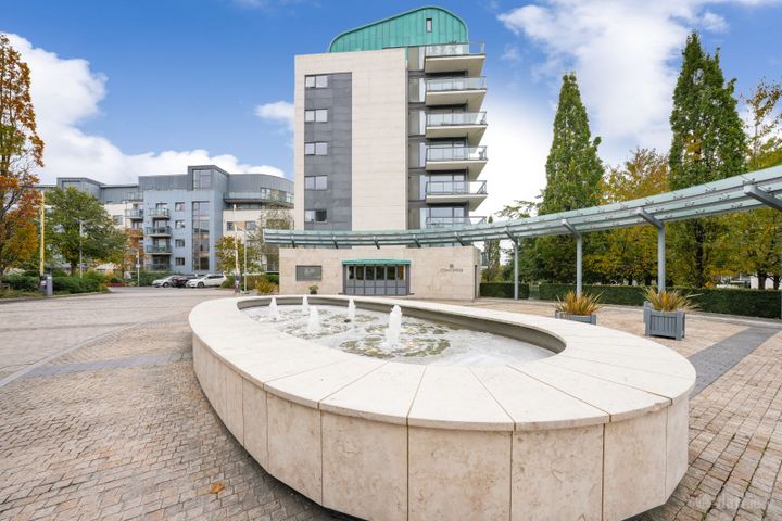 Apartment 201, Wyckham Point, Wyckham Way, Ballinteer, Dublin 16, D16K092