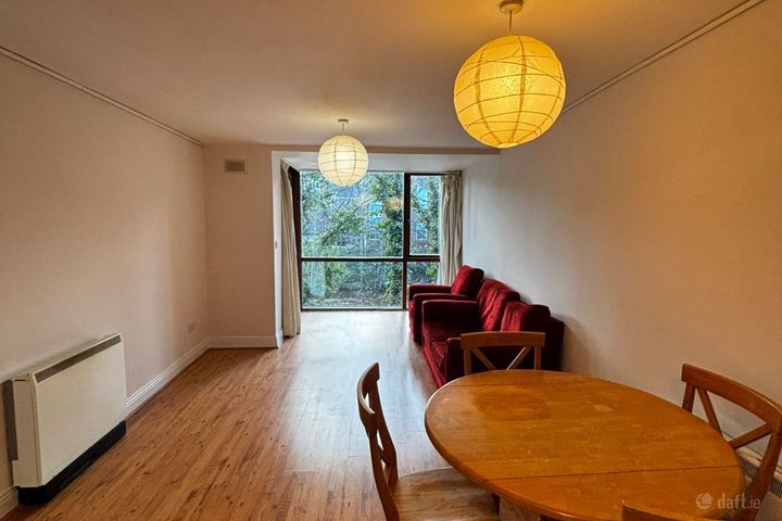 The Island, Chapelizod, Dublin 20