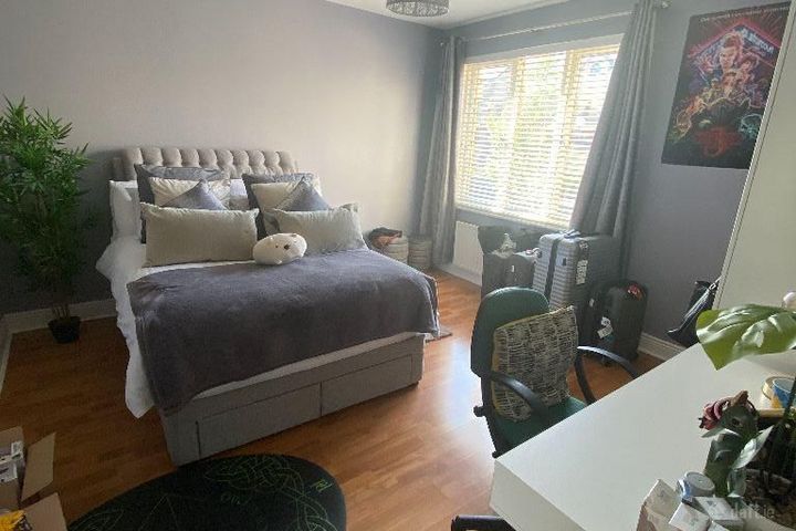 Diswellstown Rd, Castleknock, Dublin 15