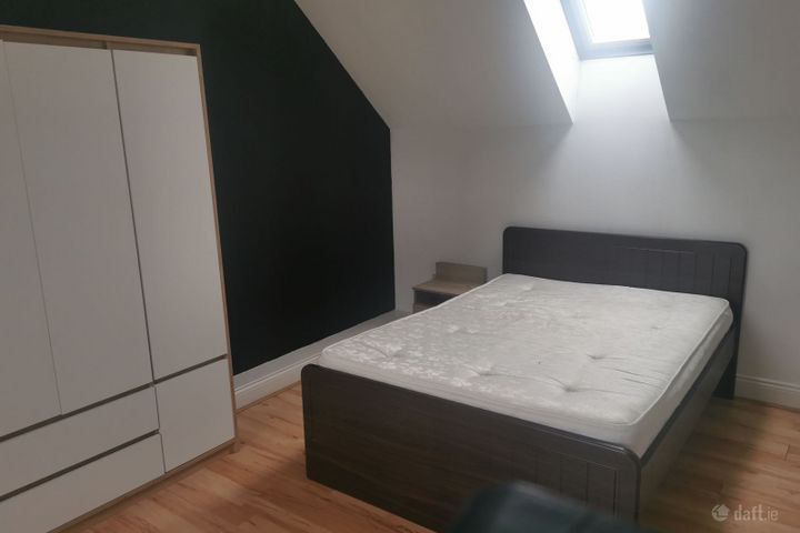 Rossdarragh Glen, Portlaoise, Co. Laois