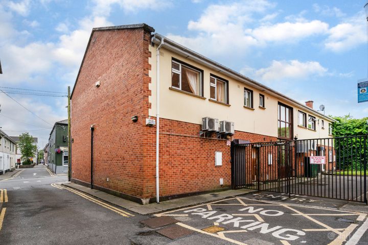 Apartment 3, Powers Court Close, Eyre Street, Newbridge, Co. Kildare, W12YX82