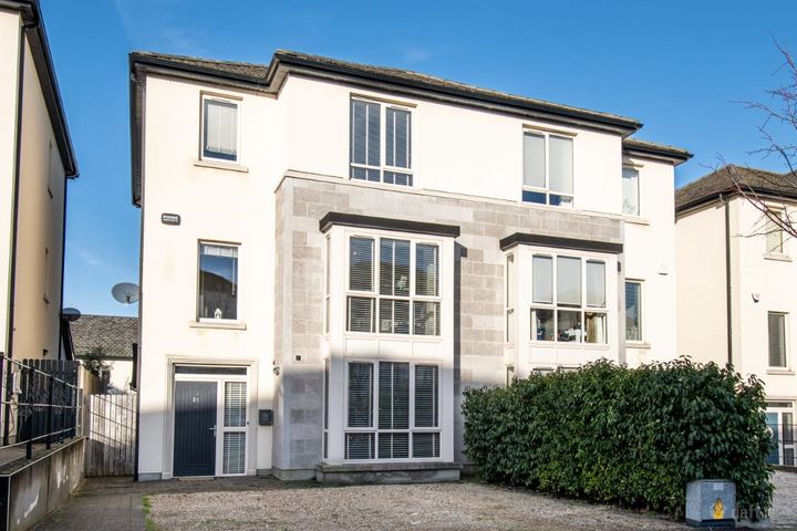  Blackberry Hill, Dublin 18, Carrickmines, Dublin 18