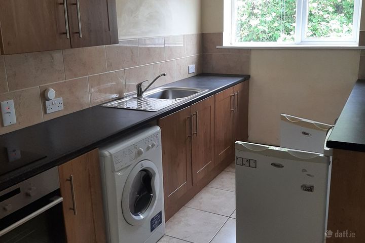 Apt 5 Cherry Orchard Apartments , Ballyfermot, Dublin 10