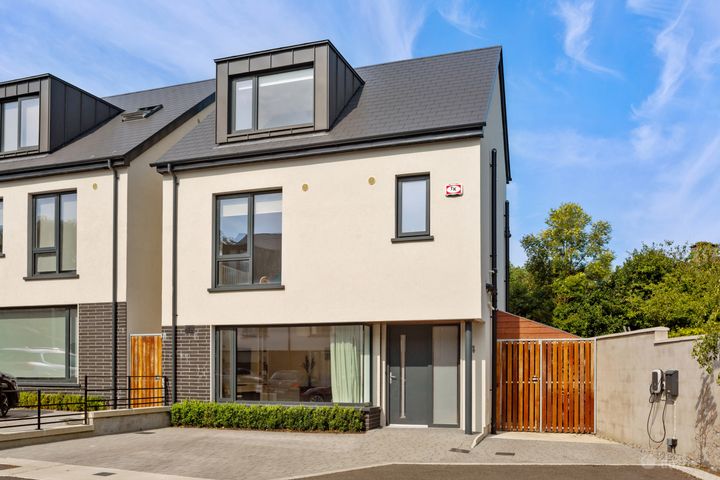 4 Lynnwood, Silchester Park, Glenageary, Dublin
