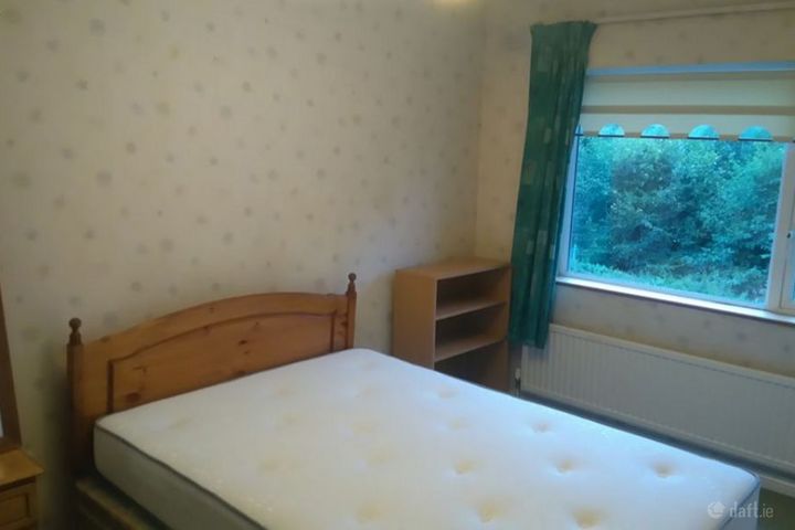 Brookvale Downs, Rathfarnham, Dublin 14