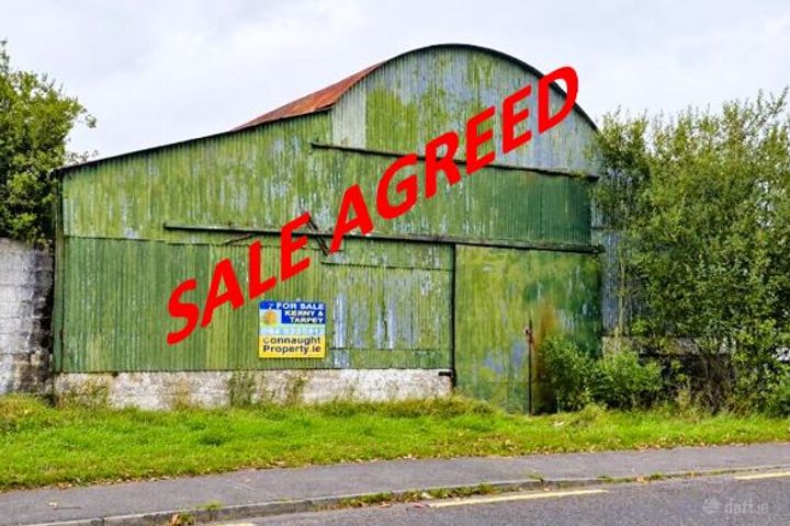 Clare Road, Ballyhaunis, Co. Mayo